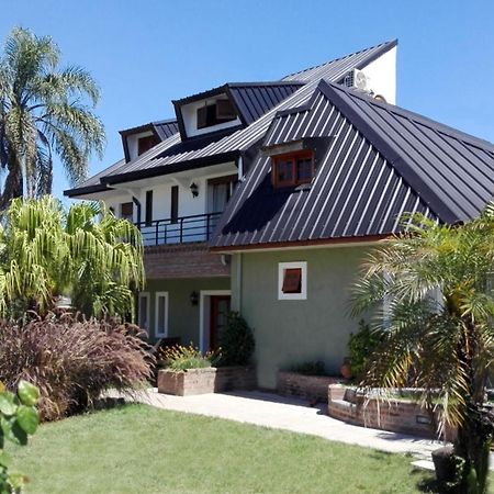 Posada Villa Club, Apart 3 Cerca Del Aeropuerto El Palomar Hurlingham 外观 照片